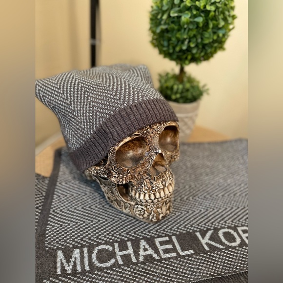 Set of 2 - Michael Kors Gray Hat-Beanie and Scarf Set w Sparkling Silver Details - Picture 6 of 13